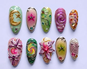 Uñas postizas 3D de lirio y libélula / Uñas falsas almendradas verdes, rosas y moradas / Diseño de uñas de lujo con remolinos celestiales y diseños asimétricos