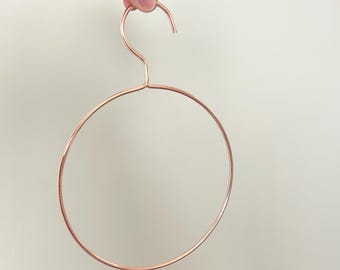 Wreath ribbon set storage hanger