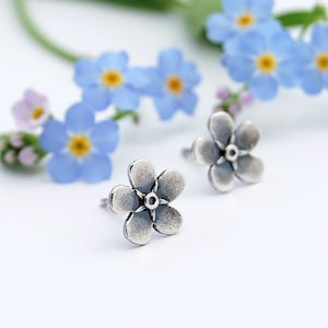 Myosotis earrings - forget me not - myosotis studs - silver myosotis - forget me not earrings - wildflowers earrings - flowers earrings