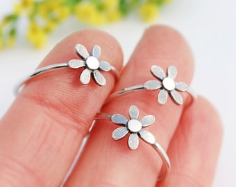 LAST CHANCE SALE - Daisy ring - Silver daisy ring - Flower ring - Silver flower ring - Daisy jewelry - Silver daisy -  Silver flower jewelry