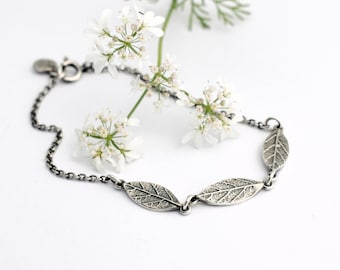 3 leaves bracelet - sterling silver bracelet - leaf bracelet - botanical silver bracelet - Silver leaves bracelet - nature leaf bracelet
