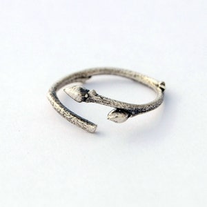 Blueberry branch ring - silver branch ring - branch wrap ring - silver branch ring - silver ring - nature ring - sterling silver ring
