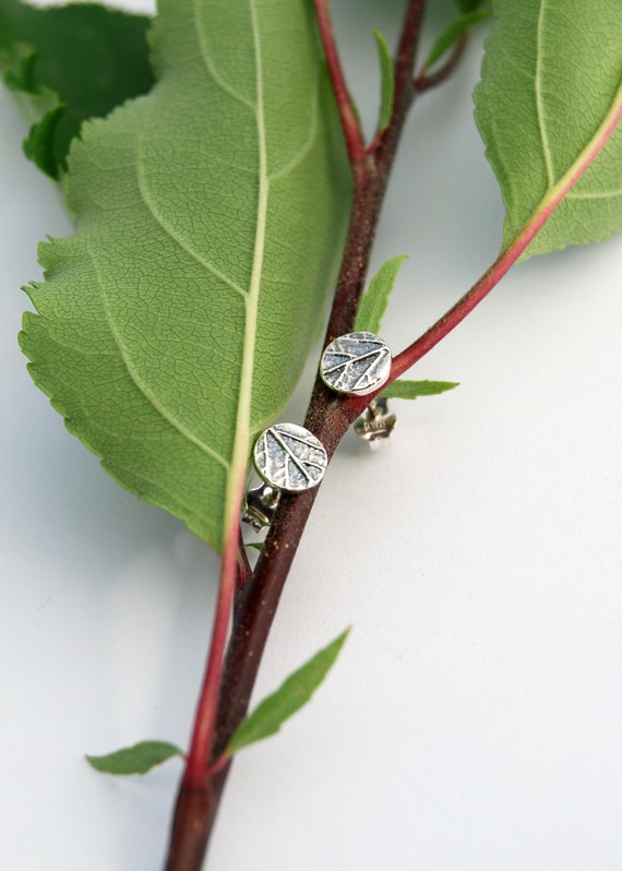 Leaf earrings - silver circle studs - botanical earrings - leaf studs - silver leaf earrings - sterling silver studs - small silver studs