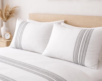 Aamunvalo – Morning Light Stripe Pillow Sham