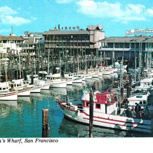 Original 1970's Fishermans Wharf, San Francisco postcard -  Vintage seventies paper ephemera