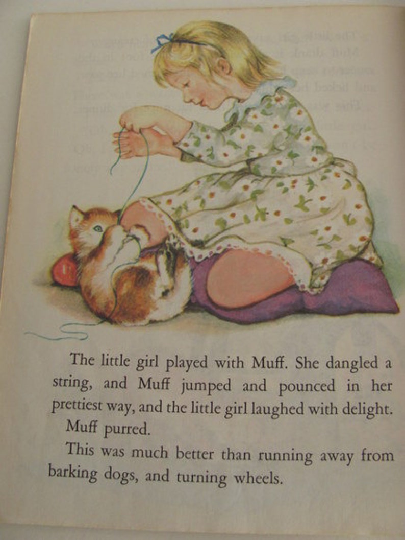 Four Little Kittens Classic Vintage Little Golden Book 1982 edition image 5