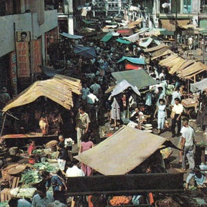 Postcard of Chinatown Scene - Singapore - Postcard - Vintage 1970s.