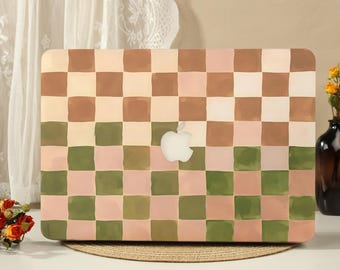 Funda protectora rígida para MacBook con diseño de tablero de ajedrez en tonos tierra, compatible con los nuevos MacBook Pro Neo Air 15/13/11 (modelo 2026) y MacBook Pro 16/15/14/13 pulgadas (modelos M5, M4, M3, M2 y M1).