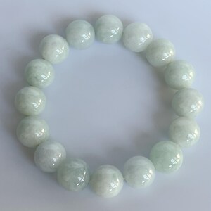 Pulsera de jadeíta azul hielo birmana natural de grado A / 13,5 mm*16 cuentas