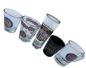 Set di 5 bicchierini da shot Dave and Busters, edizione Dallas Spring Fling 2002, articoli da bar per sala giochi.