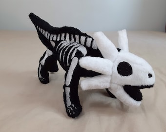 Skellotl Plush