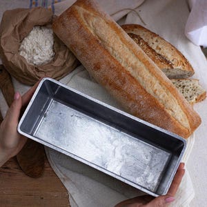 Professional Cast Aluminum Bread Pan – Heavy Duty Loaf Pan for Sourdough, Toast Baguette