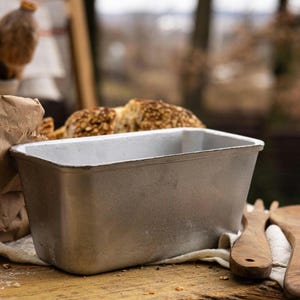 Teglia professionale in alluminio pressofuso per pane, misura 12 - Stampo piccolo per pane a lievitazione naturale - Teglia artigianale per la cottura al forno