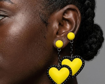 Pendientes largos de acrílico con forma de corazón, pendientes colgantes gruesos de color negro fluorescente para mujer.