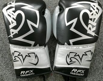 Rival RFX Guerrero Boxhandschuhe: Maßgefertigte Sparringshandschuhe aus Leder, alle Größen