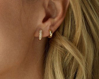 Simple Earrings Everyday Earrings Huggie Hoops Huggie Earrings Dainty Earrings Minimalist Earrings Hoop Earrings Gold Earrings Jewelry Gift