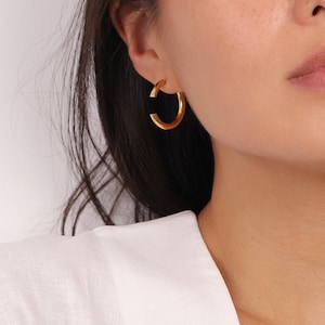 Geometric Earrings Chunky Jewelry Trendy Jewelry Statement Earrings Gold Hoops Minimalist Jewelry Gold Earrings Birthday Gifts Jewelry Gift