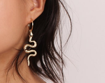 BK30 Black Snake Drop Earrings Tropical Dangle Earrings Snake earrings Boho earrings Snake Earrings Wood Jewelry