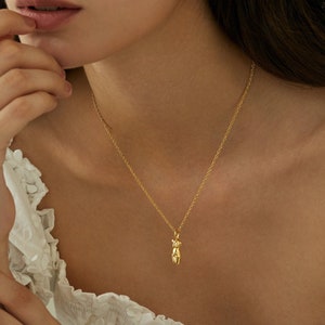 Collier avec pendentif pour le corps, collier minimaliste, collier en superposition, collier pour femmes, bijoux pour meilleure amie, cadeau d'anniversaire pour elle image 1