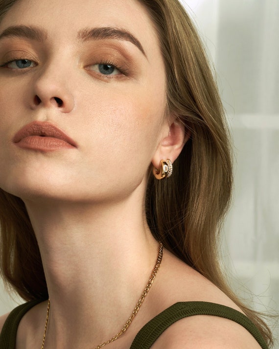 Uneek 14K Marquise & Round Inside Out Diamond Hoop Earrings – Hemsleys  Jewellers