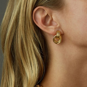 Love Knot Earrings Triple Knot Earrings Door Knocker Hoops Gold Door knocker Linked Hoop Earrings Triple Hoops image 4