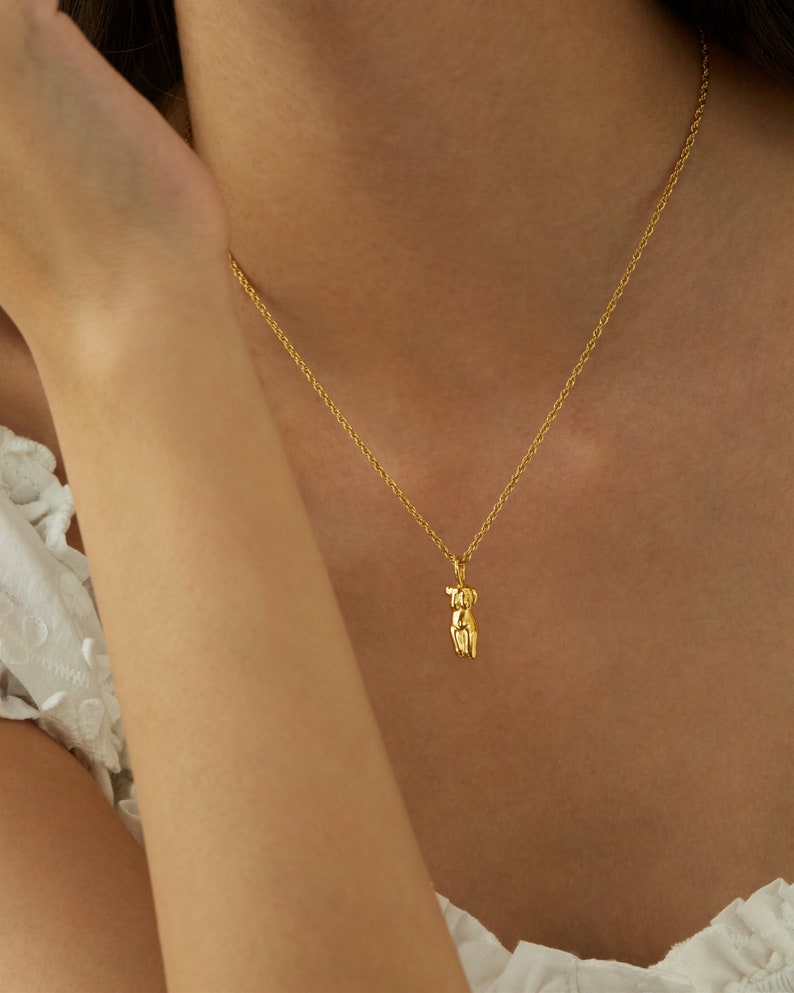 Collier avec pendentif pour le corps, collier minimaliste, collier en superposition, collier pour femmes, bijoux pour meilleure amie, cadeau d'anniversaire pour elle image 7