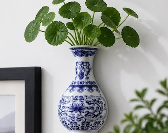 Vaso da parete in porcellana blu e bianca stile Chinoiserie – Fioriera sospesa in ceramica orientale