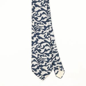 Trevira Vintage Polyester Tie 1980's Navy Abstract Pattern Wide Mens Necktie