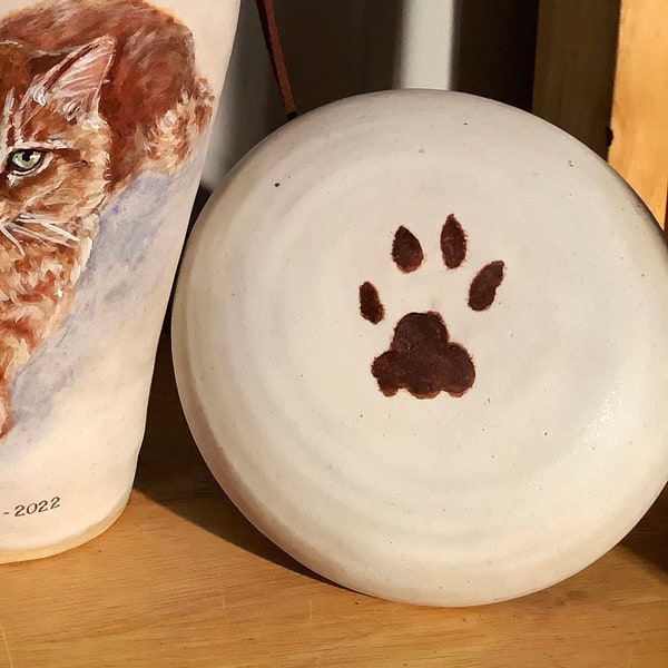 Custom Cat or Dog Paw, an UPGRADE for Custom Cat or Dog Urn - Printed on Lid  (Urn NOT included)
