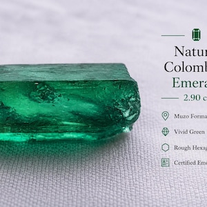Natuurlijke Colombiaanse smaragd 2,90 ct | Levendig groen | Muzo-formatie | Ruw hexagonaal kristal | Gecertificeerde smaragd