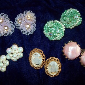 CHOICE Clip on earrings retro vintage costume jewelry: JAPAN, unsigned, rhinestones, flowers, bead clusters, floral bouquet, spring pastel