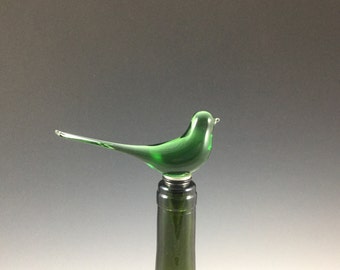 Green glass bird wine stopper