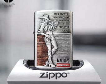 Accendino vintage da cowboy western, regalo per lui, accendino antivento stile Zippo, regalo per uomo, regalo per la festa del papà, design premium da collezione