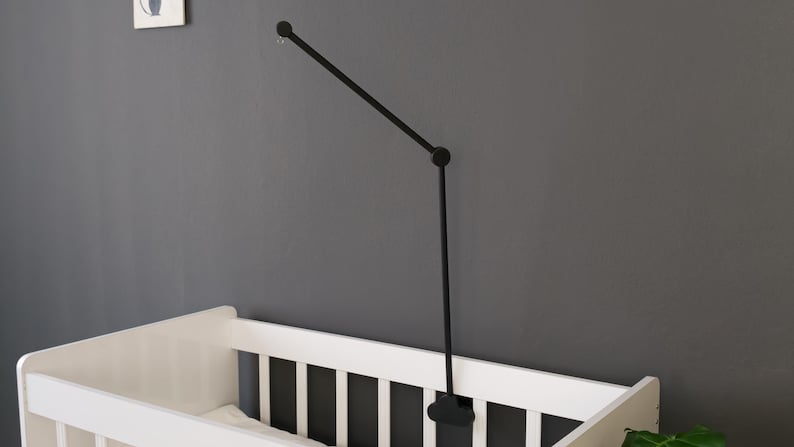 Natural Wood Baby Crib Mobile Holder, Handcrafted, Universal Design, Tool-Free Assembly Black
