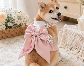 Arnés personalizado para mascotas con nombre, chaleco suave y ajustable para perros y gatos, arnés personalizado de malla transpirable para mascotas pequeñas, lindo regalo con pajarita