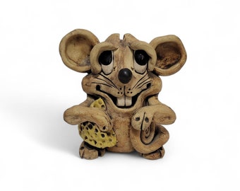Vintage MAX HINDT Mouse w/ Swiss Cheese, Smiling Rat Folk Art Pottery, 1970s Clay Figurine, Mid Century, Vintage Home Decor