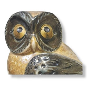 1960s Vintage Owl Family Figurines, Mid Century Woodland Big Eyed Birds, Japan Stoneware, Earthy Rustic Owls Home Decor, Vintage Wall Decor image 3