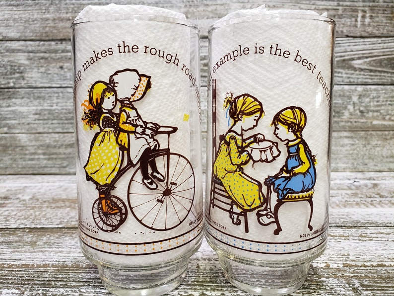 American Greetings Vintage Kitchen 1970/'S Vintage Holly Hobbie Glasses Limited Edeition Holly Hobbie Happy Talk Glass Tumblers Coca Cola