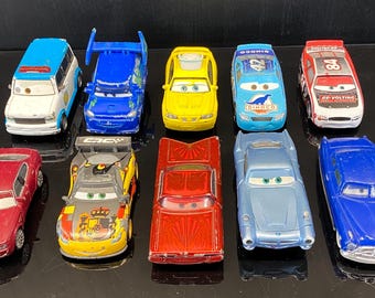 Disney Pixar Cars Mattel 10 zufällige Autos