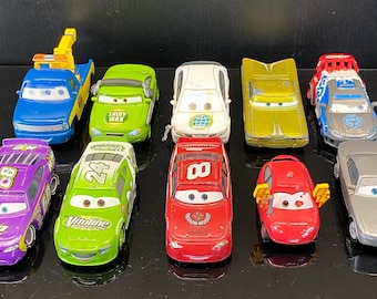Disney Pixar Cars Mattel 10 zufällige Autos