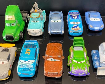 Disney Pixar Cars Mattel 10 zufällige Autos