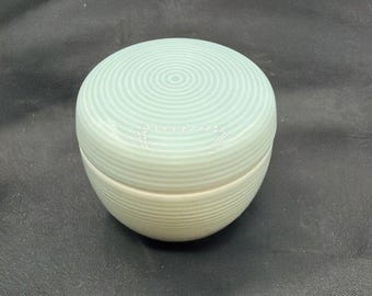 NORITAKE Porzellan Japan Hellgrün Runde Form Pille Schmuckbox