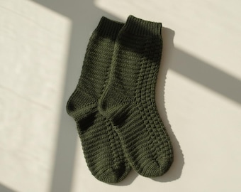 Patrón de calcetines de ganchillo de arriba hacia abajo, calcetines fáciles con aspecto de punto texturizado (PDF)