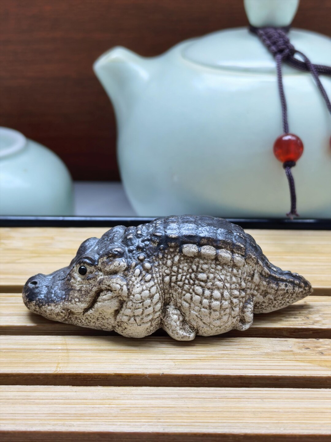 Zisha Clay Crocodile Tea Pet Handmade Alligator Desk Car Tea Table ...