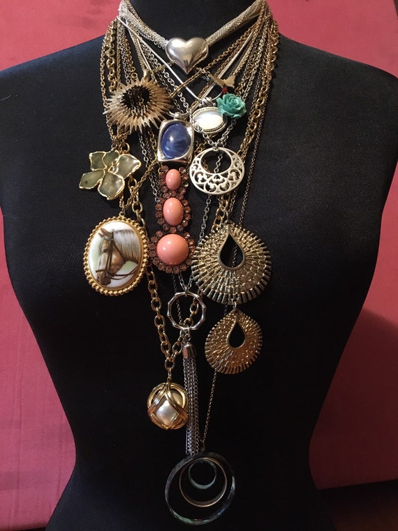 Fourteen Pendant Necklaces Assorted Sizes Nice Var