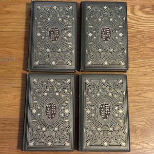 Lot de quatre livres vintage Harvard Classics 1910 couvertures assorties