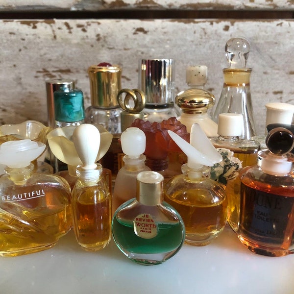 20 Vintage Mini Perfumes Dior Oscar de la Renta Estee Lauder ++ Lot