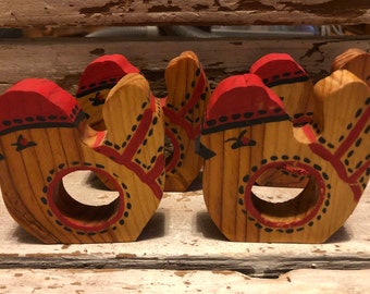 Four Chunky Wooden Chicken/Rooster Napkin Rings Hand Painted Folk Art Primitive Rustic