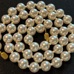 Vintage Faux White Pearl Necklace Individually Knotted Timeless