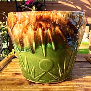 Robinson Ransbottom, RRP Roseville Antique Jardiniere “Moon & Star’s”